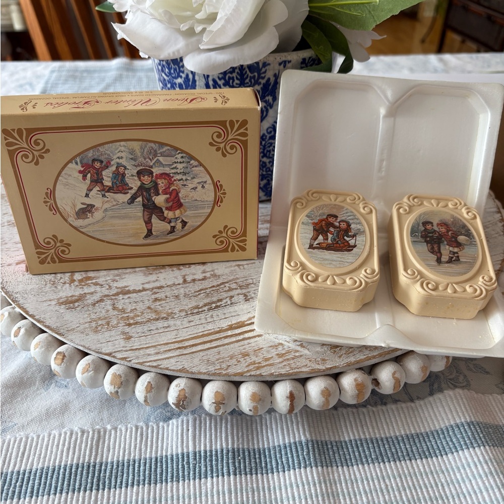 Vintage Avon Winter Frolics Soap Set - NIB